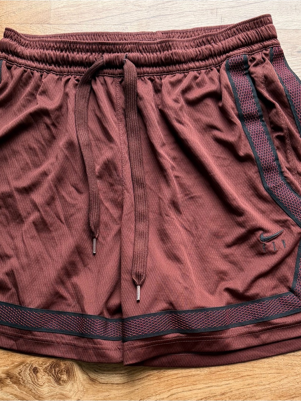 Nike Men's Maroon Athletic Drawstring Shorts with Contrast Trim